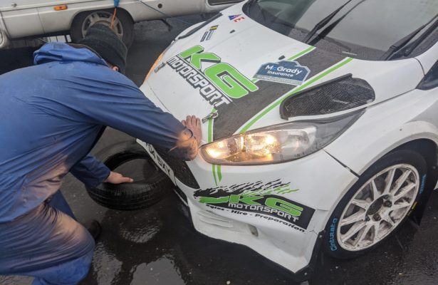 SS5: Stephen Wright on the verge of victory; Kieron Graffin collects a tyre!